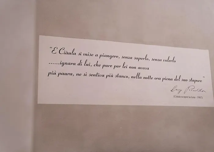 Mansion Pirandello 阿格里真托