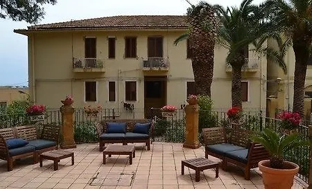 Mansion Pirandello